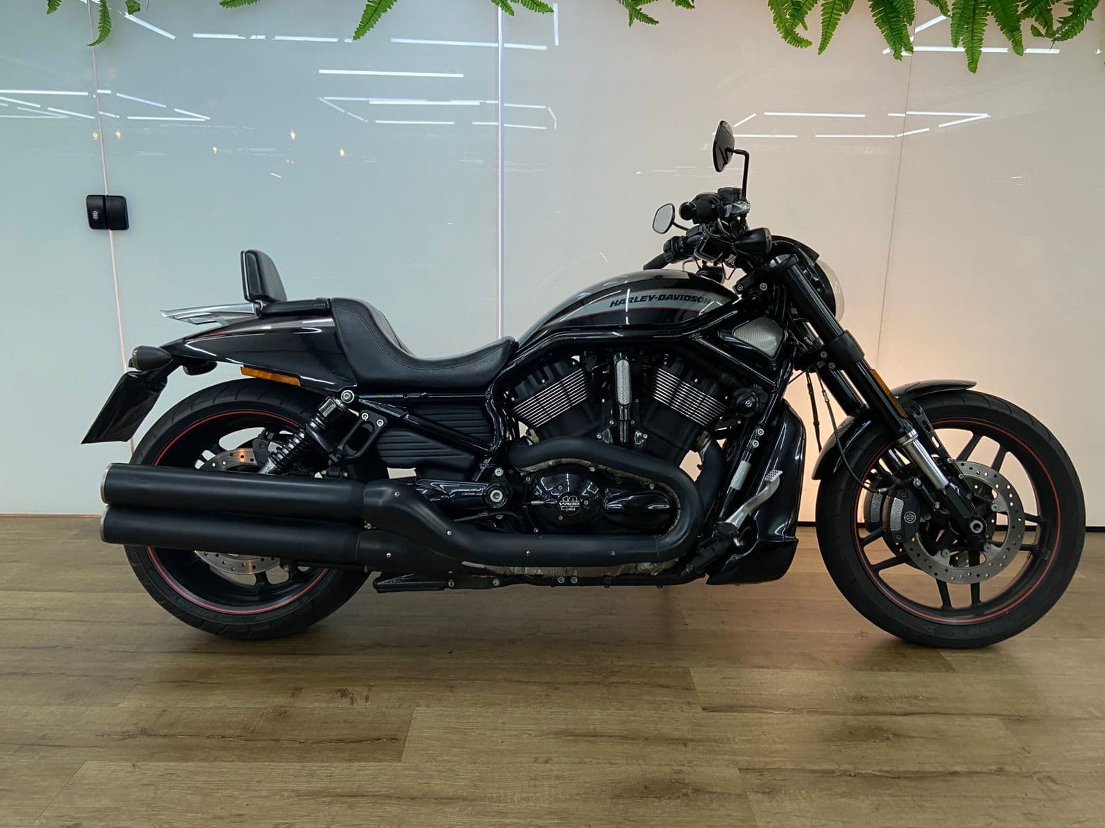 HARLEY-DAVIDSON NIGHT ROD SPECIAL 1250 VRSCDX — foto 1 de 7