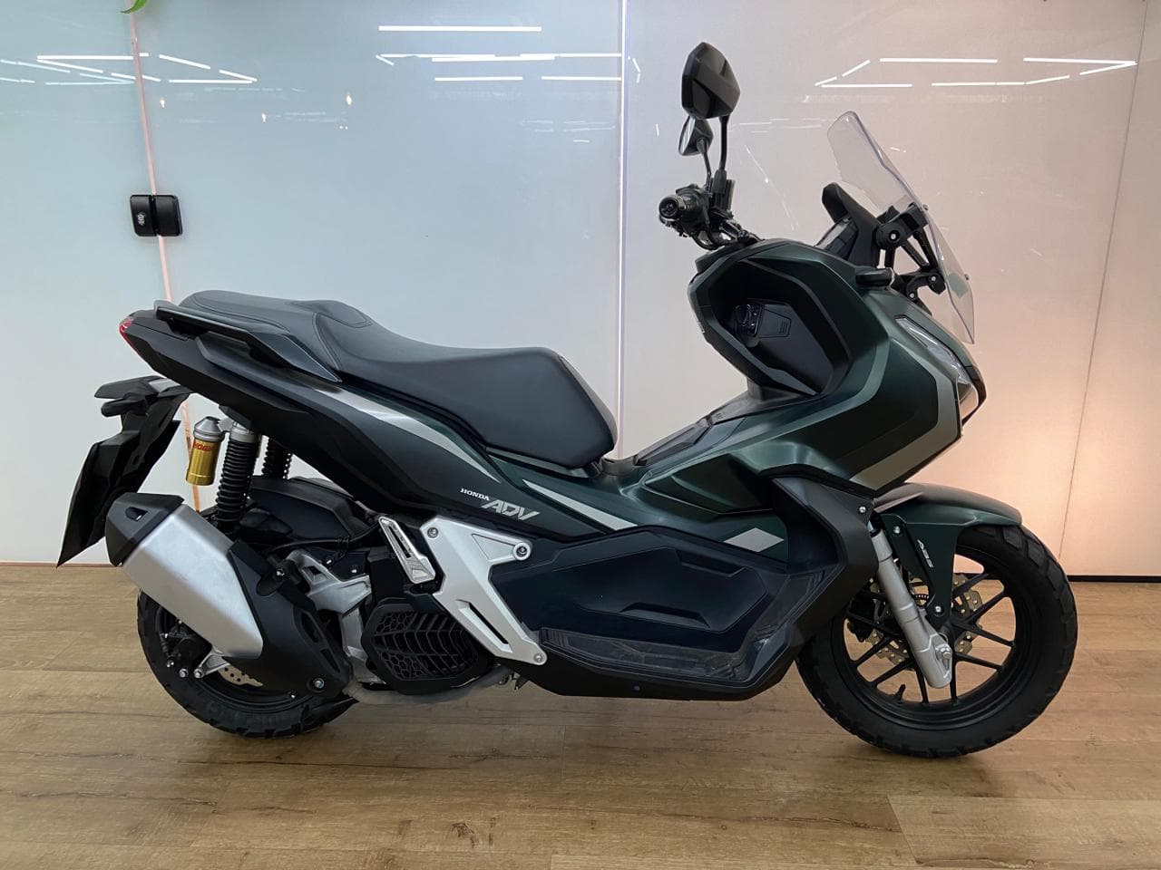 HONDA ADV 150 — foto 1 de 8